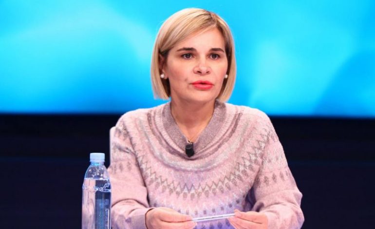 PSE PO BËNI FUSHATA VEÇ? Kryemadhi: Unë mbledh vota vetëm për LSI