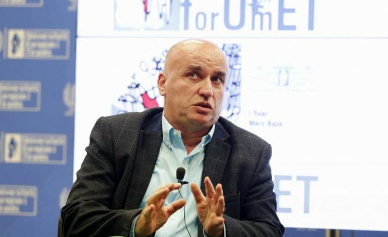 “NXERRJA” E TË DHENAVE/ Ironia e Bazes: Kam 15 vite që kritikoj Berishën dhe më quajnë të pasigurt, Betja e Shkullaku votues të sigurt të PS