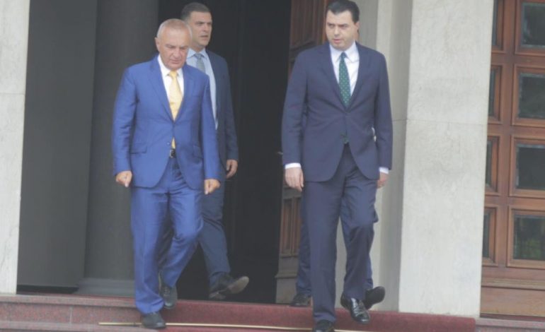 Nga Meta e Basha, tek gazetarët e tyre: Gjashtë skandalet publike të një vrasje politike