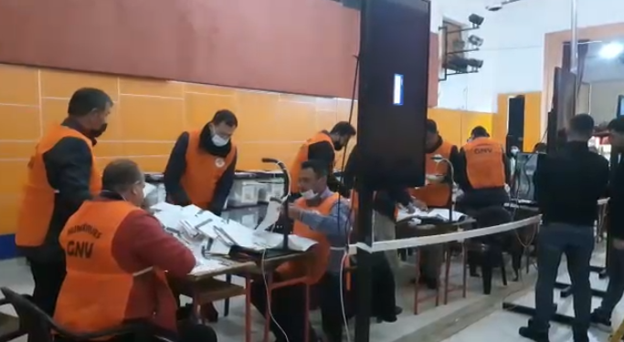 ZGJEDHJET/ Në Qarkun Fier numërohen 86.5% të votave, PS vazhdon të kryesojë. Rezultati PD-LSI