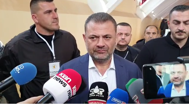 LA MANDATIN/ Tom Doshi: I gatshëm të bëj koalicion me PS, me Bashën jo