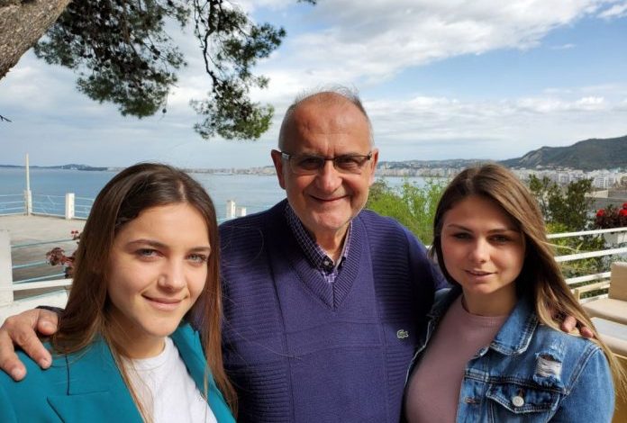 NUK PËRMBAHET TIT VASILI/ “Tmerrohet” nga shkrirja në Vlorë dhe kërcënon kanidatin Luan Rama