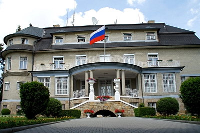 PARALAJMËRIM PËR ÇEKINË/ Rusia: Hakmerremi ndaj çdo veprimi tuaj kundër ambasadës në Pragë