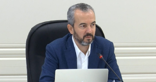 25 PRILLI/ Celibashi: Sot mbërrijnë fletët e votimit dhe për qarqet e tjera, 2 ditë para…