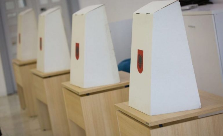 ME MASKA DHE…/ Komiteti i Ekspertëve vendos rregullat për votimin me 25 prill (PROTOKOLLI)