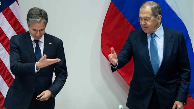 MBI NJË ORË TAKIM/ Përplasja Blinken-Lavrov që mund të pasohet me takimin mes Biden dhe Putin