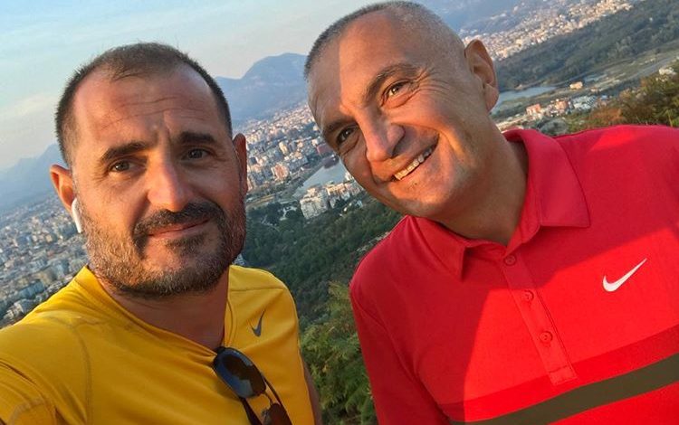 HABIT Çim Peka: Sa të më ketë mua, Ilir Meta s’do t’ia dijë për SHBA