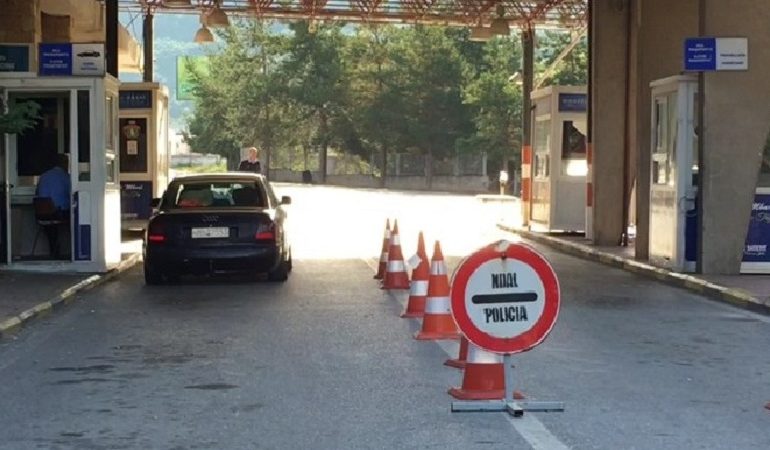 NJOFTIMI/ Kapshtica vazhdon të jetë e mbyllur, ndalohet hyrja në Greqi deri në DATËN…