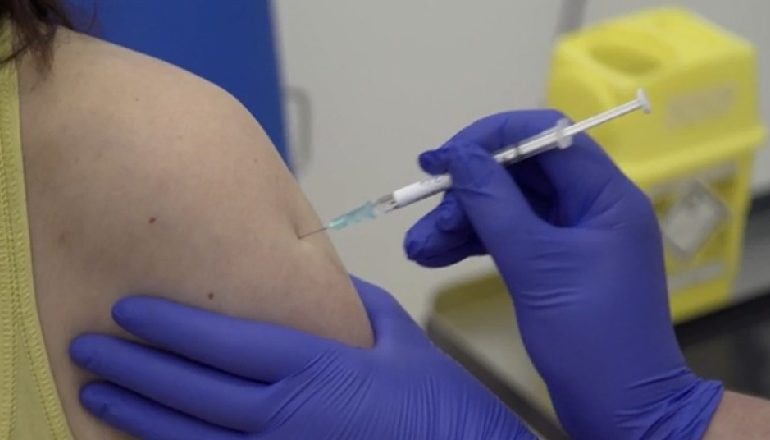 STUDIMI/ Mbipesha mund të ndikojë në efikasitetin e vaksinave anti-COVID