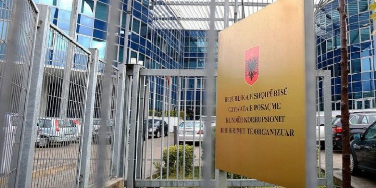 U EMËRUAN NGA PD/ SPAK rrethon pasuritë e fshehura të 10 ish-gjyqtarëve pranë Berishës
