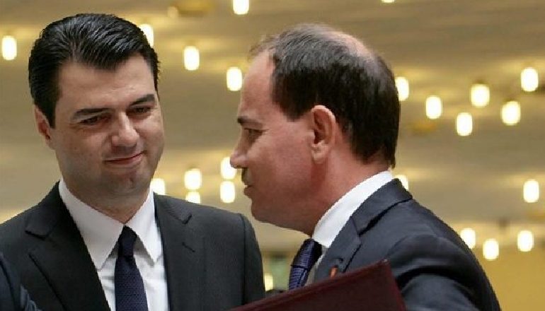 “DO LARGOHEM NGA POLITIKA”/ Bujar Nishani: Nëse ndryshon rezultati i zgjedhjeve në favor të PD, do t’i kërkoj falje Bashës