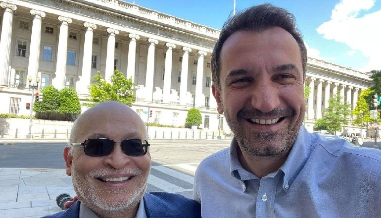 PUBLIKON FOTON/ Veliaj vizitë në Washington: Kënaqësi të takohesh me një mik të vjetër…