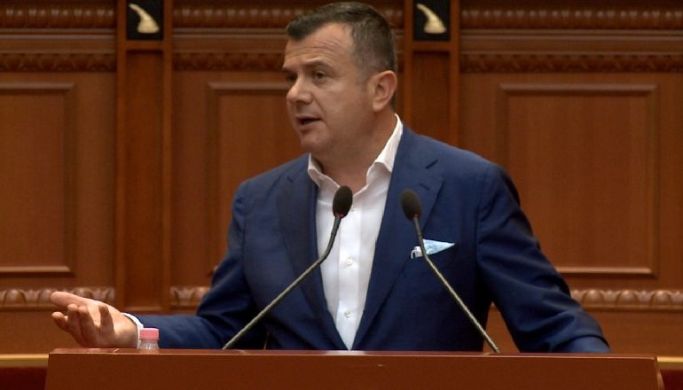 “LEGJISLATURA E RE TË KRIJOJË…”/ Balla: Beteja jonë në mandatin e tretë të çlirojmë zyrat e shtetit nga të korruptuarit