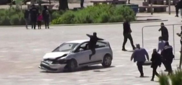 A KA QENË SKENAR E GJITHË NGJARJA NË SHESHIN “SKËNDERBEJ”? Klodian Elqeni tregon njëher e mirë të gjithë të vërtetën