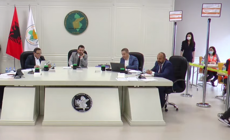 KAS REFUZON KËRKESËN E PD-LSI/ Nuk ka përsëritje të zgjedhjeve në qarkun Vlorë