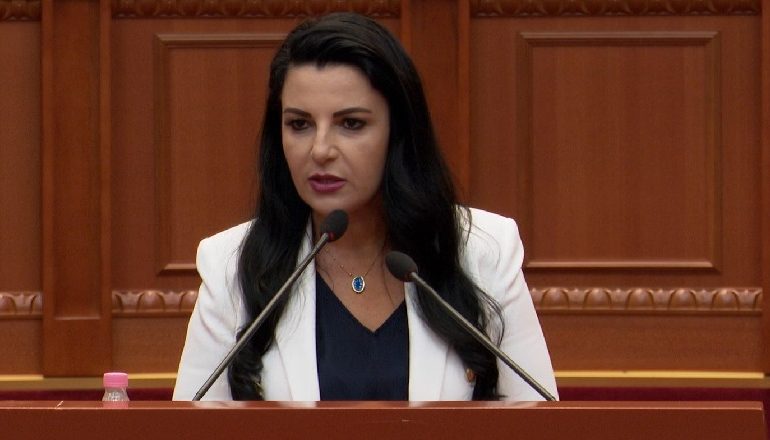 SEKTORI MINERAR/ Balluku: Ulet garancia financiare e investimit që shoqëritë depozitojnë për lejet e kërkim zbulimit…