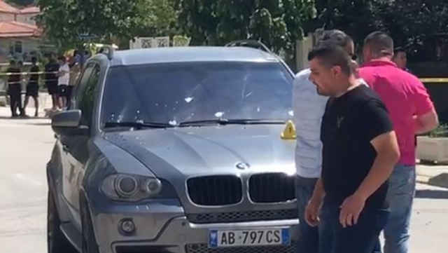 EKZEKUTIMI NË VLORË/ Autori qëlloi 15 herë në drejtim të biznesmenit (VIDEO+DETAJET)