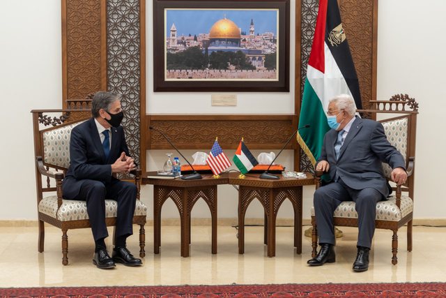 ZGJIDHJA E KONFLIKTEVE MES DY VENDEVE/ Blinken takon presidentin palestinez