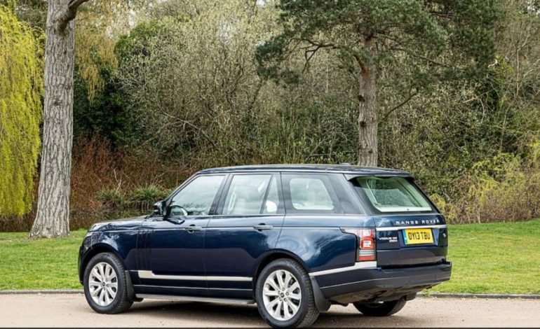SHITET NË AKAND RANGE ROVER-I I PRINC WILLIAM DHE KATE/ Ja shuma që kap kjo makinë (FOTOT)