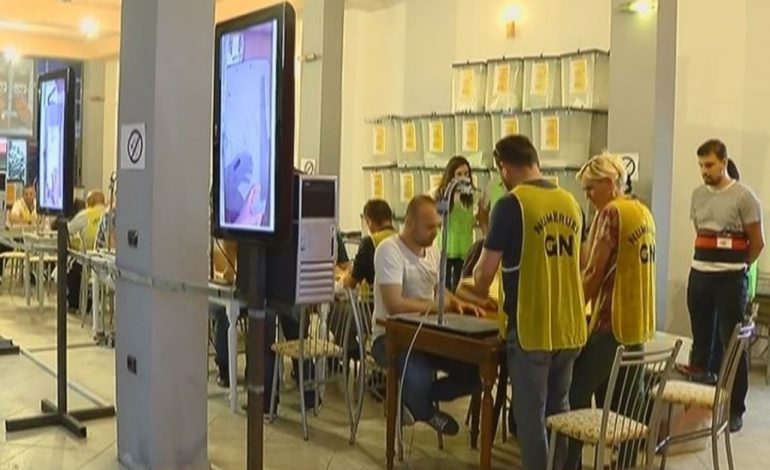 VOTIMI I DYFISHTË/ Përfaqësuesja e PD rrëzon akuzat e opozitës: Thjesht çështje teknike