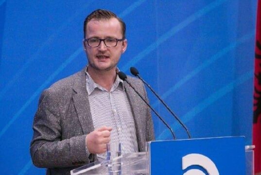 “Ç’NA DUHET LULI, NËSE SHKRIHET…”/ Ish-kreu i FRPD, Hoxha: PD është në krizë