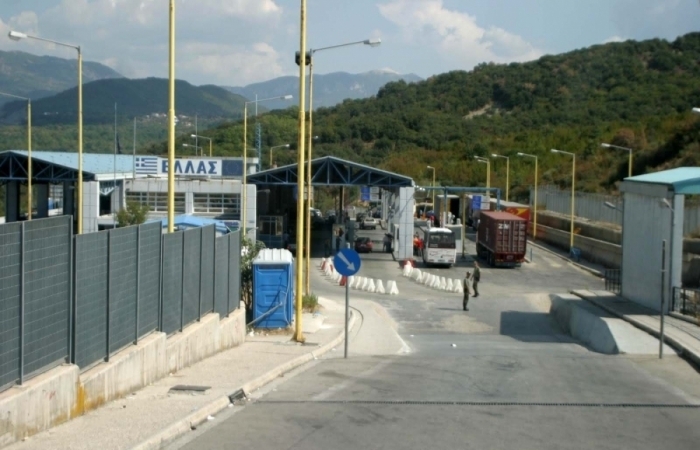 COVID-19/ Greqia vendos rregulla të reja për shqiptarët: Karantinë…