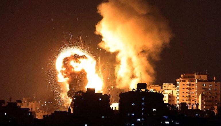 TYM E FLAKË/ Pamje të reja nga sulmet me raketa të Izraelit mbi Gaza