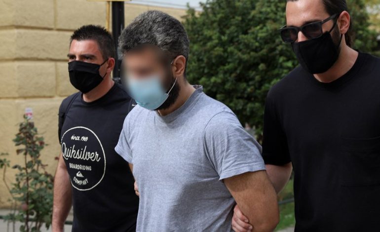 “MË BËRI MAGJI ME…”/ Pendohet i riu shqiptarë që vrau grekun: I kërkoj falje Zotit