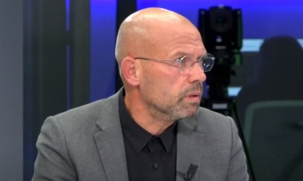 “KUSH SHET VOTËN…”/ Manjani: Në parti njëri tërheq karrocën, të tjerët si pleshta te b*tha e kalit