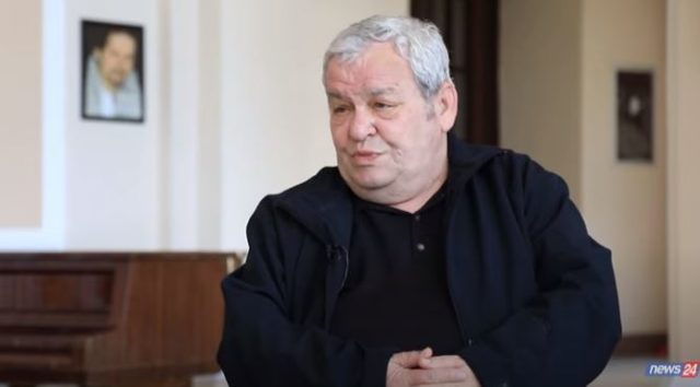 “HUMBËSI NUK JEP DORËHEQJEN”/ Ikona e estradës së Shkodrës: Është mërzitur shumë populli, nuk duron dot më