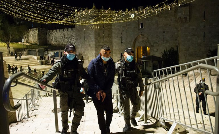 PAS 11 DITËSH LUFTIMESH/ Hyn në fuqi armëpushimi me Izraelit dhe Palestinës