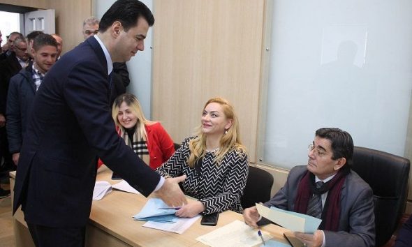 MBLEDHJA E KRYESISË SË PD/ Jemin Gjana kritika Bashës: Je përgjegjës për humbjen e dytë dhe të tretë