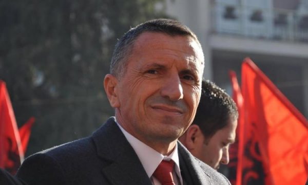 DIALOGU/ Deputeti shqiptar: Vetëm SHBA-të mund ta detyrojnë Serbinë të njohë Kosovën