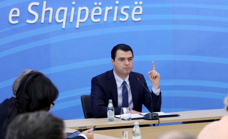 KRYESIA E PD/ Basha “çudit” demokratët: Mos ma drejtoni mua gishtin për humbjen por Ramës dhe…