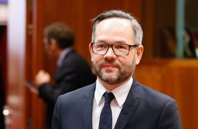NEGOCIATAT/ Ministri gjerman për Europën: Është koha që BE të mbajë premtimin për Shkupin dhe Tiranën