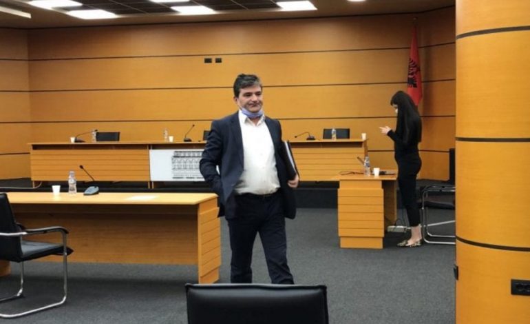 U SHKARKUA NGA VETTINGU/ KPK: Gjyqtari Olsi Xhavella nuk provoi dot burimin e pasurive