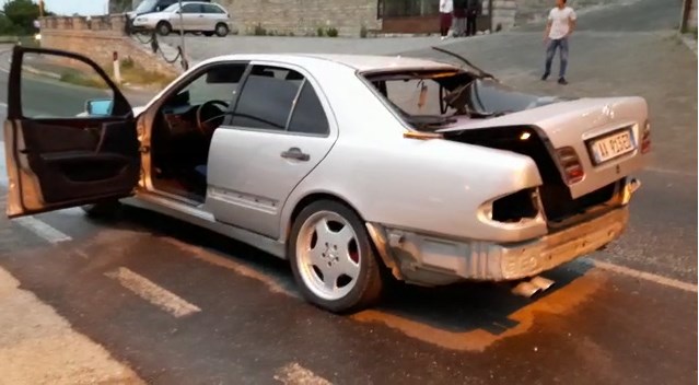 E RËNDË/ Aksident në Shkodër, përplasen dy automjete, dy persona…