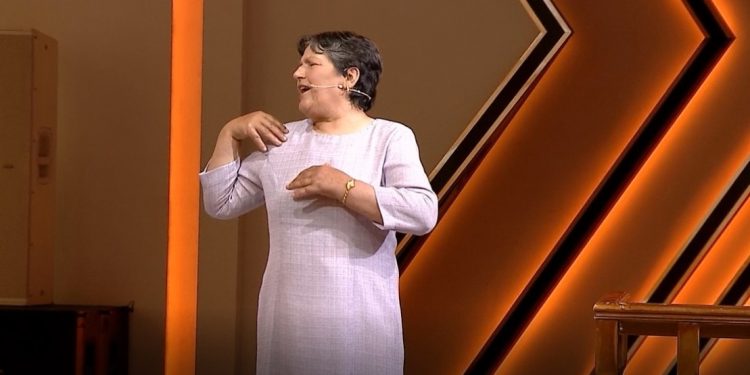 “JAM E SHKATHËT…”/ Gruas s’i intereson burri: Unë marr çantën në krah, më çojnë në Golem