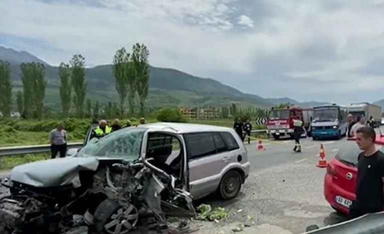 AKSIDENT TRAGJIK NË AKSIN LEZHË-SHKODËR/ Vdes në spital infermierja e maternitetit që u plagos rëndë (EMRI)