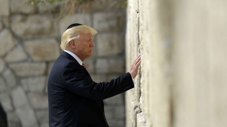 TENSIONET IZRAEL-PALESTINË/ Reagon Trump: Kur isha president, atje mbizotëronte paqja. Biden po tregohet i dobët