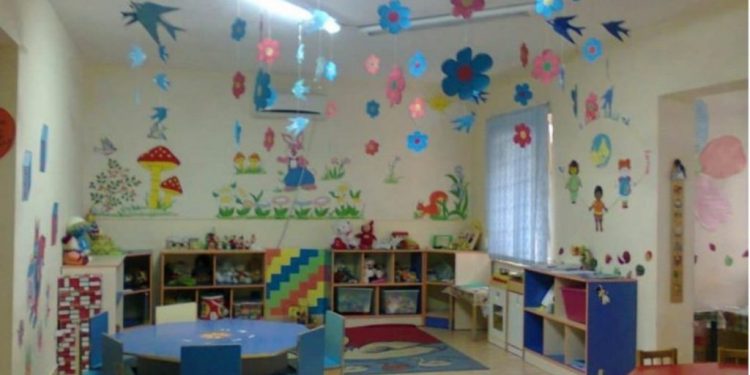 FËMIJA 18 MUAJSHE THYEN KËMBËN NË ÇERDHE/ Ja kë AKUZOJNË prindërit