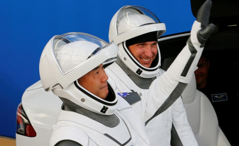 PAS 167 DITËSH NË HAPSIRË/ SpaceX kthen me sukses astronautët në Tokë