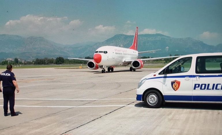 “DEFENDER 21″/ Mbërrijnë në Rinas 267 ushtarë amerikanë, për stërvitjen më të madhe që po pret Shqipëria
