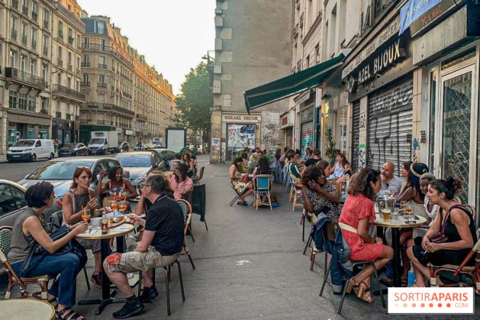 LAJM I MIRË/ Franca drejt rihapjes, më 19 maj lejohen restorantet dhe kafenetë, turistët e huaj në…