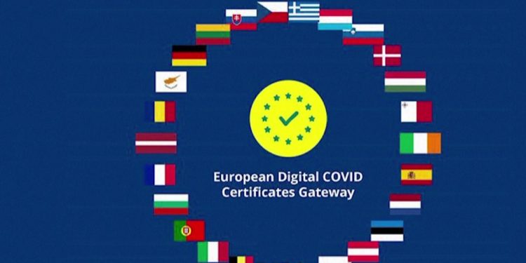 PANDEMIA/ Prezantohet “certifikata e gjelbër” e BE për COVID-19