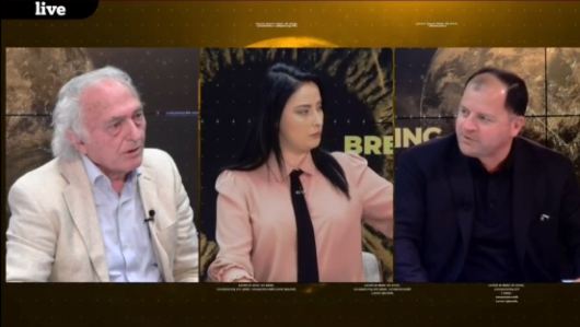 “JE I SHITUR, PALAÇO”/ Plas keq mes Frrok Çupit dhe Lefter Maliqit në emision, analisti heq mikrofonin… (FOTO)