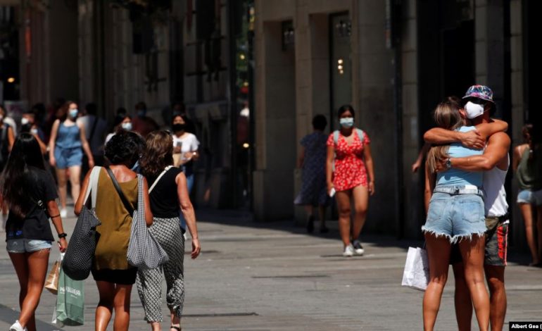 COVID-19/ Vendet evropiane lehtësojnë masat e pandemisë