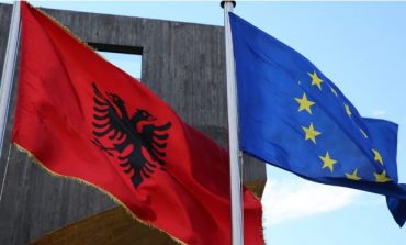 LAJM I MIRË/ KE: Në mars u lëvruan 90 milion € e para të ndihmës makro-financiare të BE. Ja sa do përfitojë Shqipëria