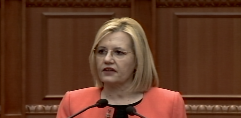 “TË RRËZOJMË DEKRETIN E PRESIDENTIT”/ Vasilika Hysi: Opozita betohej se do zhbënte reformën në drejtësi…