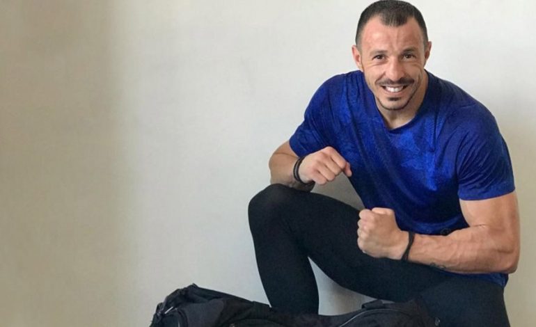U EKZEKUTUA ME BRESHRËRI KALLASHNIKOVI/ Hetime për vrasjen e boksierit grek, autorët…
